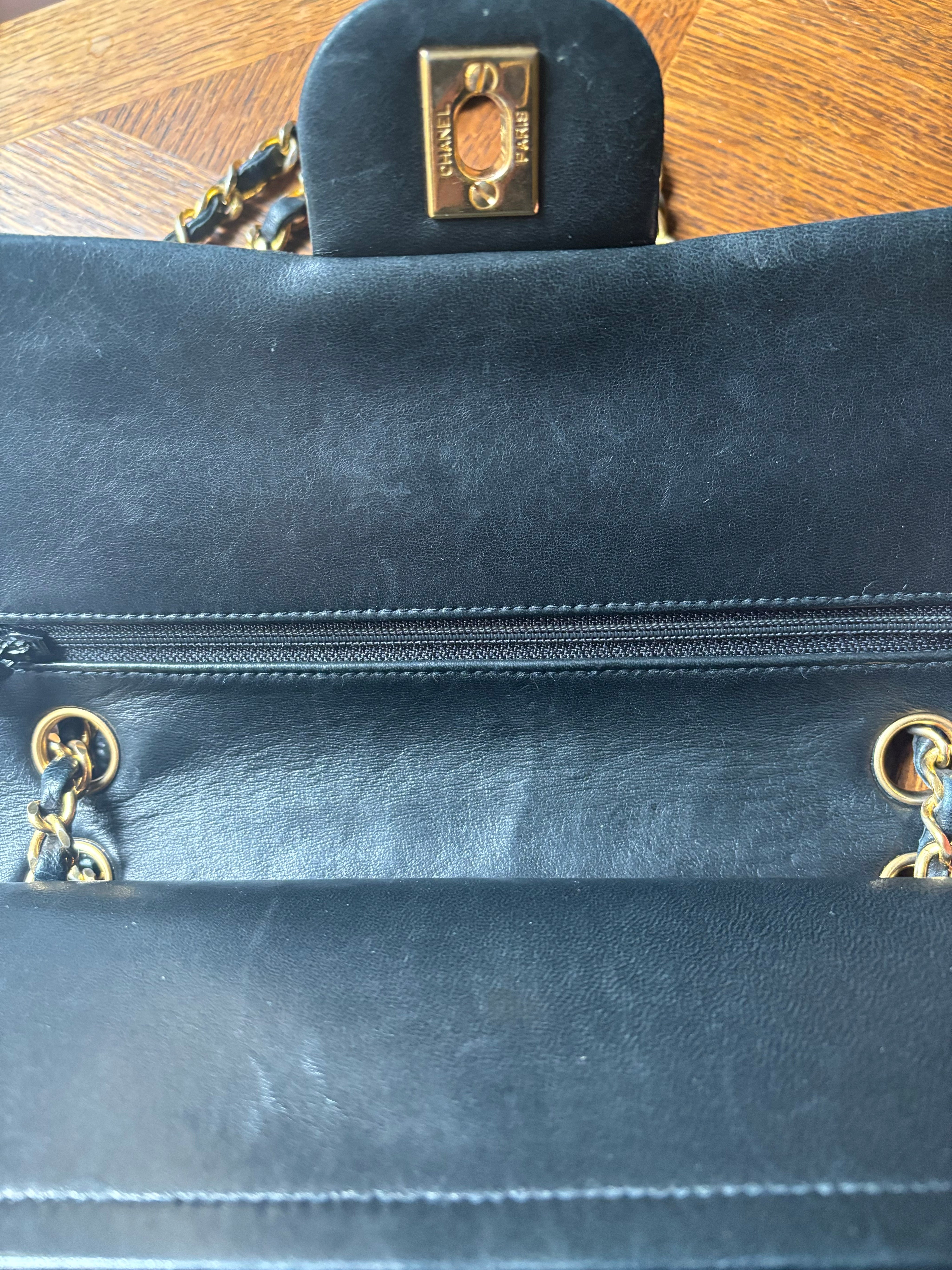 CHANEL • Timeless 25 double flap bag • Black