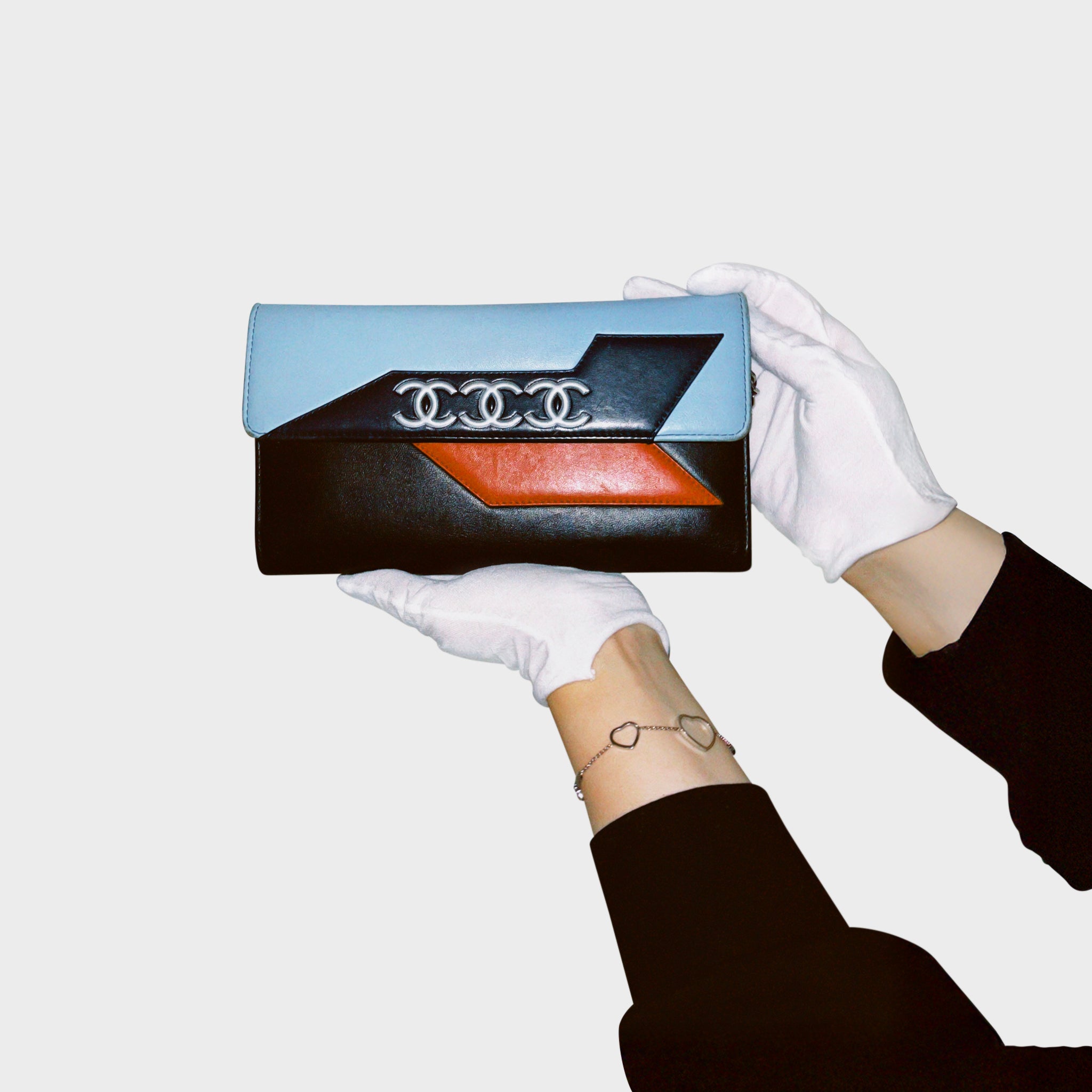 CHANEL • Triple Coco Airlines clutch