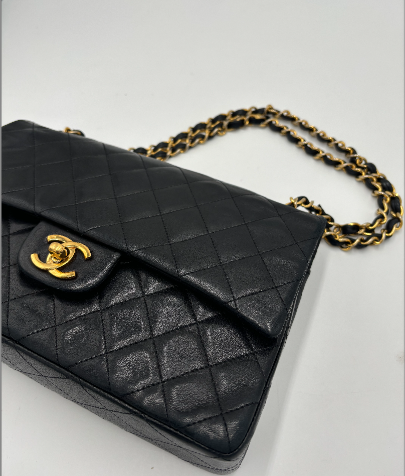 CHANEL • Timeless 25 double flap bag • Black
